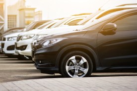 La mayoría de los autos económicos son cuatro cilindros.